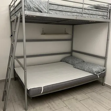 公寓 Bed2go Brescia 都灵